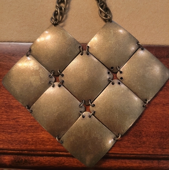Metal vintage statement necklace - Picture 2 of 7